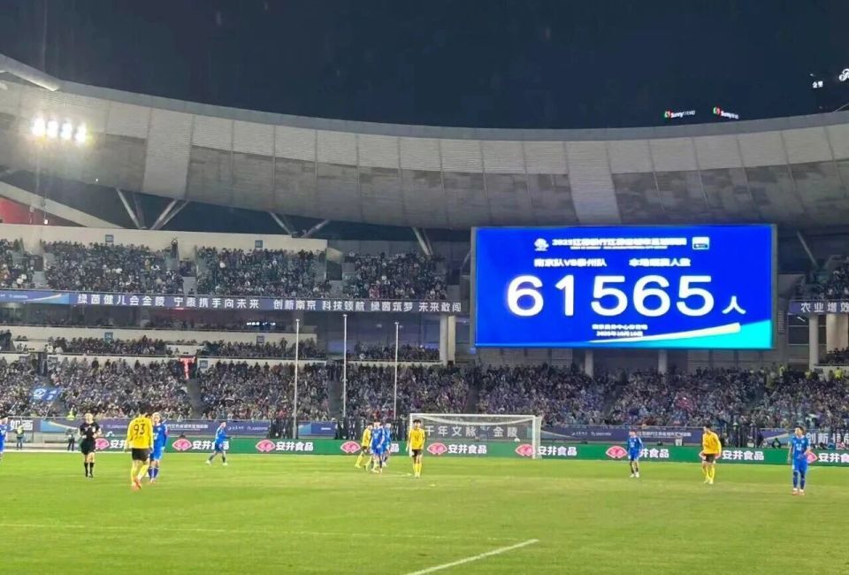 规模稳居全, 商业等多业 规模稳居全, 商业等多业